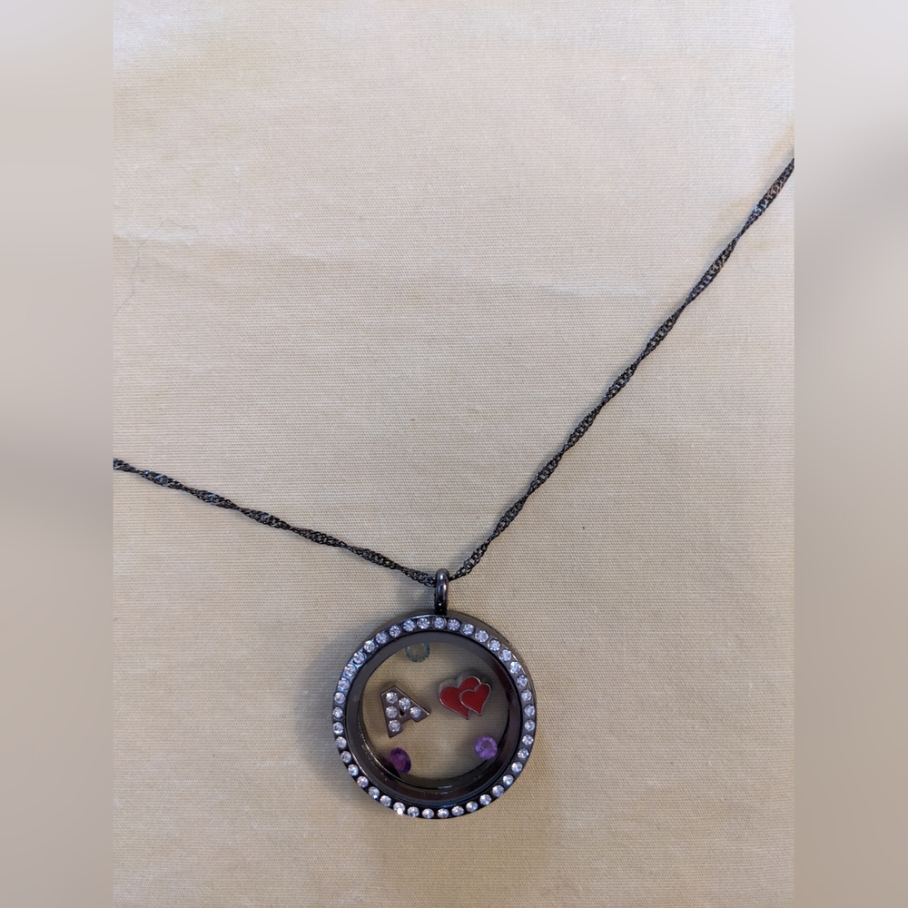 Floating Charm Locket Necklace Rhinestone Memory Pendant Gun Metal T5B8G